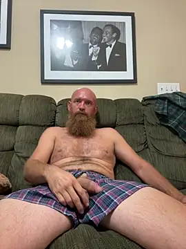 Snapshot of 32XRedBeard chatting on 05-09-26, 03:48 32XRedBeard online show from 05-09-26, 03:48