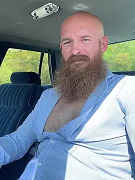 Snapshot of 32XRedBeard chatting on 03-08-25, 05:11 32XRedBeard online show from 03-08-25, 05:11