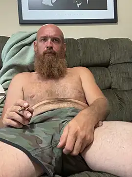 Snapshot of 32XRedBeard chatting on 06-01-26, 09:25 32XRedBeard online show from 06-01-26, 09:25