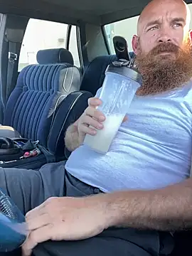 Snapshot of 32XRedBeard chatting on 03-17-25, 09:57 32XRedBeard online show from 03-17-25, 09:57