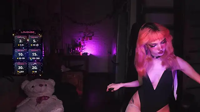 Ink  pleasure online show from 12-23-25, 02:22