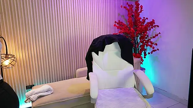 Emma Walkerr  online show from 09-27-25, 07:09