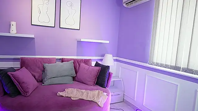 Emma Walkerr  online show from 03-12-25, 07:04