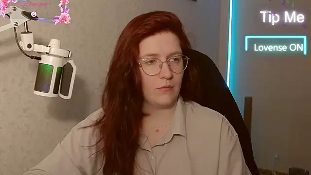 LesyaOxi online show from 01-26-25, 06:07