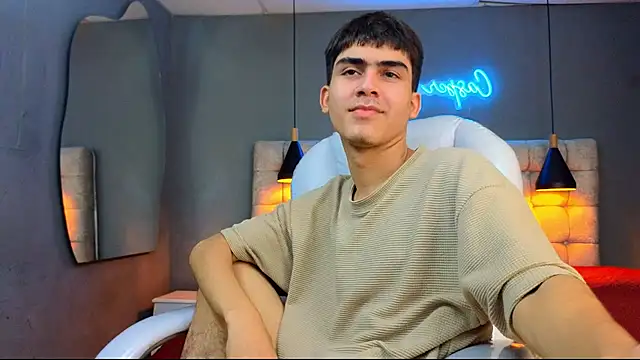 Tommy18   online show from 02-26-25, 09:55