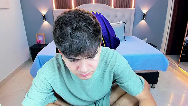 Tommy18   online show from 02-25-26, 03:29