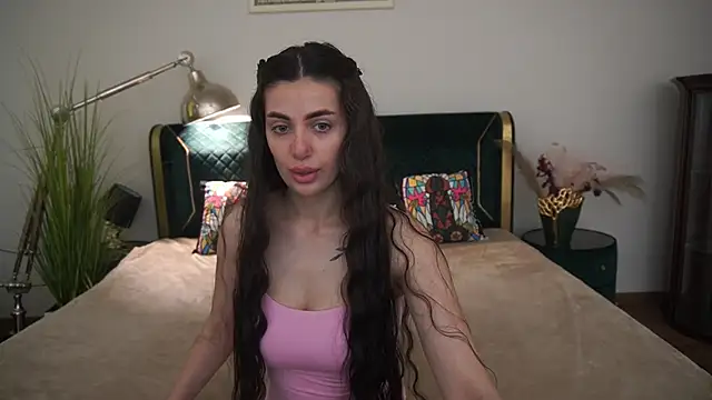 Snapshot of ArielGemme chatting on 05-20-26, 01:19 ArielGemme online show from 05-20-26, 01:19