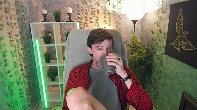 John Weasley online show from 11-16-25, 12:54