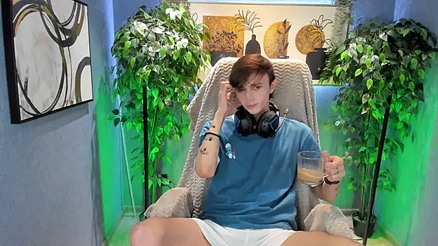 John Weasley online show from 10-17-25, 06:17