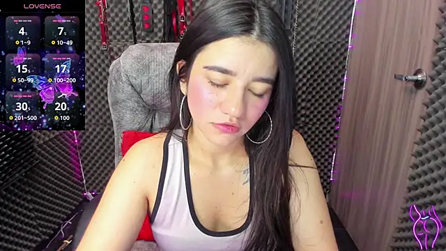 lilihot  online show from 09-25-25, 02:45