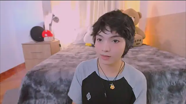 AllanYong18 online show from 03-15-26, 08:05