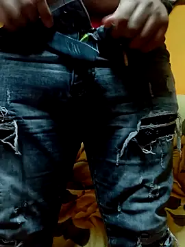 Snapshot of BogdanAlan chatting on 10-28-25, 10:09 BogdanAlan online show from 10-28-25, 10:09