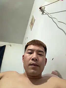 zxb757369 online show from 02-07-25, 09:37