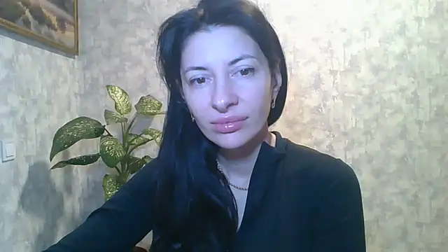 Snapshot of LissaBlossom chatting on 10-21-25, 03:39 LissaBlossom online show from 10-21-25, 03:39