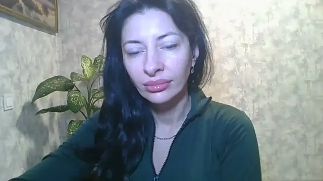 Snapshot of LissaBlossom chatting on 10-15-25, 03:05 LissaBlossom online show from 10-15-25, 03:05