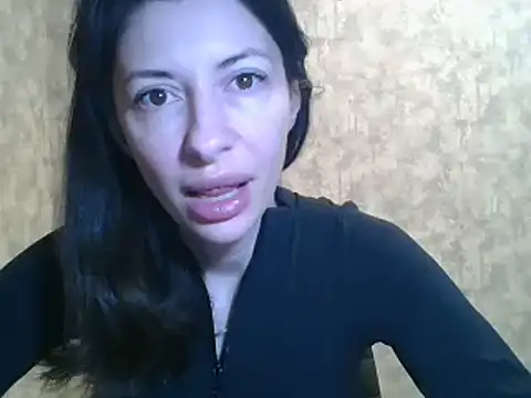 Snapshot of LissaBlossom chatting on 03-10-25, 04:28 LissaBlossom online show from 03-10-25, 04:28
