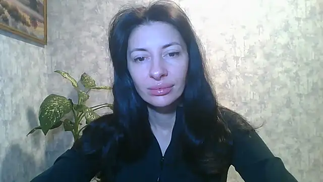 LissaBlossom online show from 10-31-25, 05:48