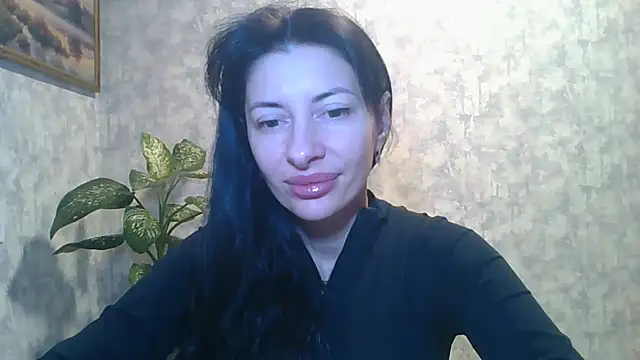 Snapshot of LissaBlossom chatting on 10-18-25, 04:14 LissaBlossom online show from 10-18-25, 04:14