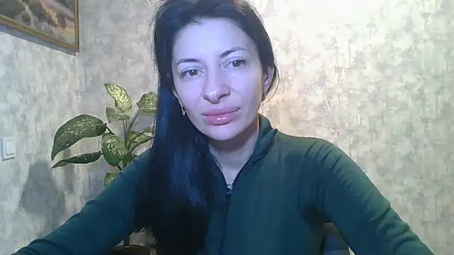 Snapshot of LissaBlossom chatting on 10-22-25, 03:39 LissaBlossom online show from 10-22-25, 03:39
