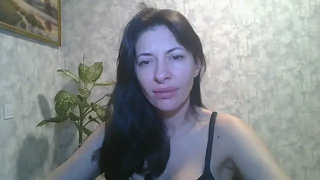 LissaBlossom online show from 12-17-25, 04:50