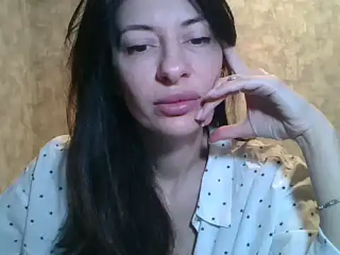 Snapshot of LissaBlossom chatting on 02-13-25, 04:43 LissaBlossom online show from 02-13-25, 04:43