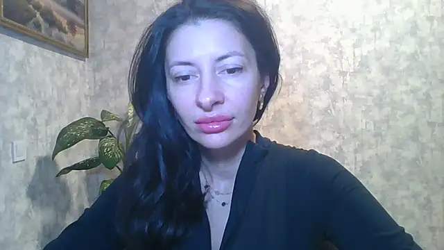 Snapshot of LissaBlossom chatting on 10-06-25, 04:02 LissaBlossom online show from 10-06-25, 04:02