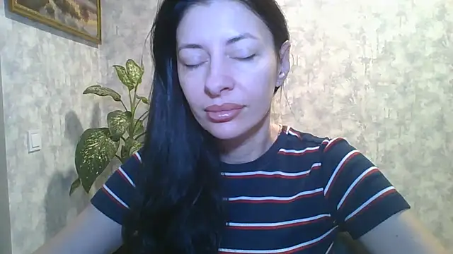 Snapshot of LissaBlossom chatting on 02-19-26, 04:31 LissaBlossom online show from 02-19-26, 04:31