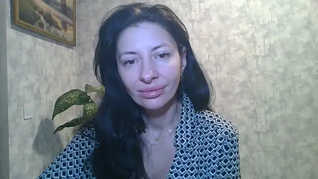 Snapshot of LissaBlossom chatting on 10-05-25, 04:25 LissaBlossom online show from 10-05-25, 04:25