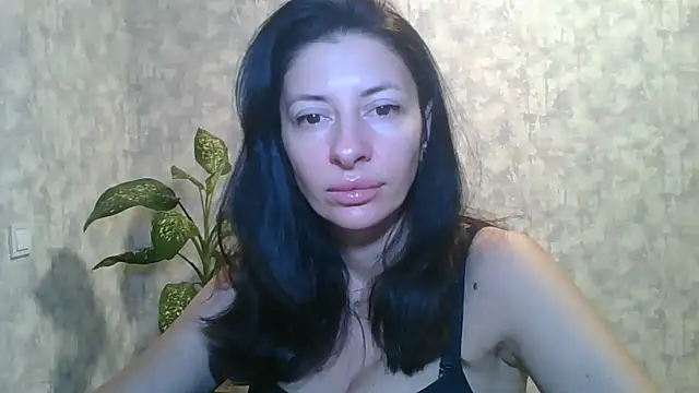 Snapshot of LissaBlossom chatting on 09-09-25, 04:11 LissaBlossom online show from 09-09-25, 04:11
