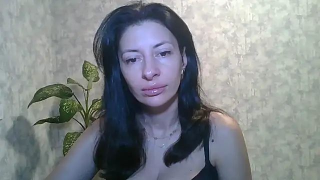 Snapshot of LissaBlossom chatting on 09-11-25, 04:34 LissaBlossom online show from 09-11-25, 04:34