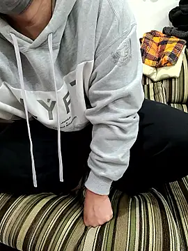 K0718 online show from 02-20-26, 06:19