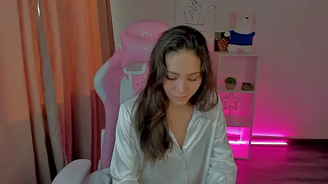 Snapshot of Bellalovesss chatting on 02-19-25, 10:34 Bellalovesss online show from 02-19-25, 10:34