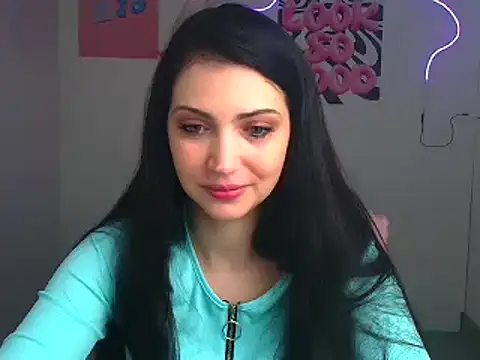 Snapshot of Amalia_amor chatting on 03-09-26, 06:28 Amalia amor online show from 03-09-26, 06:28