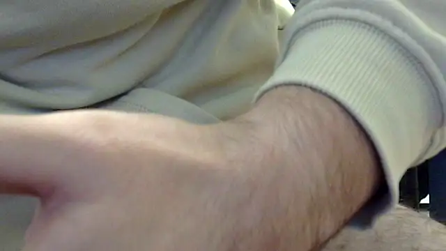 Snapshot of wetty_fap321 chatting on 02-05-26, 10:05 wetty fap321 online show from 02-05-26, 10:05