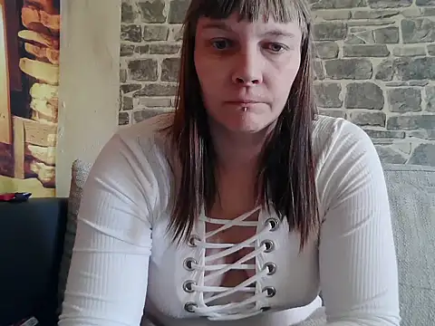 Snapshot of YviEngel87 chatting on 02-20-25, 11:20 YviEngel87 online show from 02-20-25, 11:20