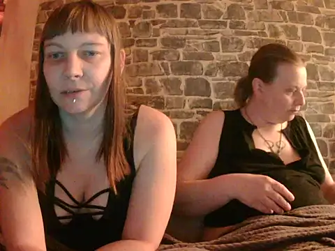 Snapshot of YviEngel87 chatting on 01-22-25, 03:07 YviEngel87 online show from 01-22-25, 03:07