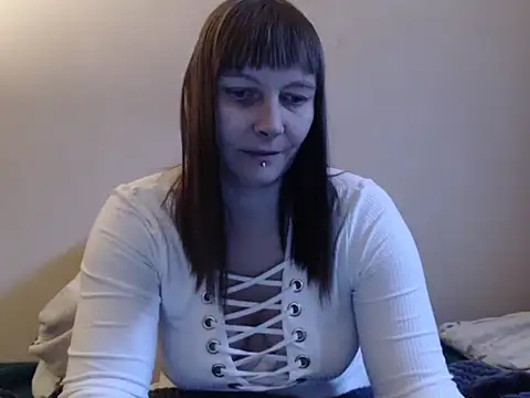 Snapshot of YviEngel87 chatting on 01-23-25, 10:54 YviEngel87 online show from 01-23-25, 10:54