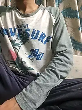 TOPMOON001 online show from 02-03-26, 06:57