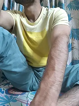 TOPMOON001 online show from 04-01-26, 07:44