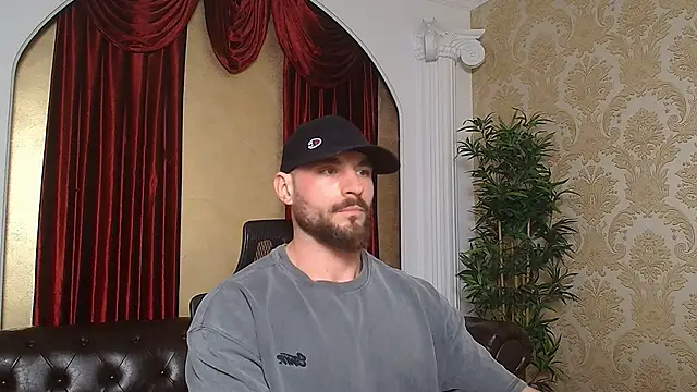 Snapshot of AdamJamesonn chatting on 03-12-25, 10:05 AdamJamesonn online show from 03-12-25, 10:05