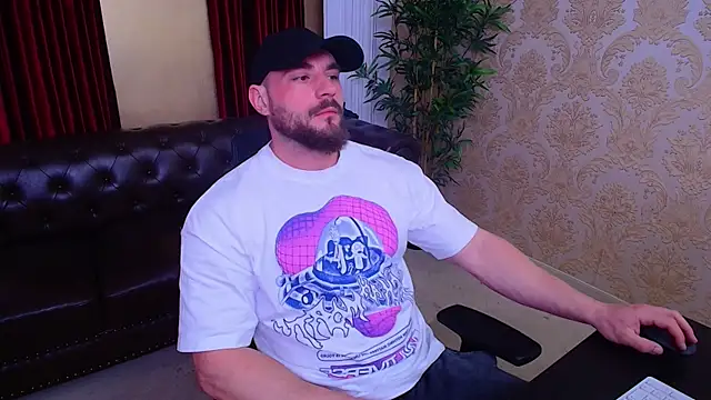 Snapshot of AdamJamesonn chatting on 04-09-26, 04:58 AdamJamesonn online show from 04-09-26, 04:58