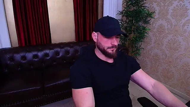 Snapshot of AdamJamesonn chatting on 04-10-26, 05:03 AdamJamesonn online show from 04-10-26, 05:03