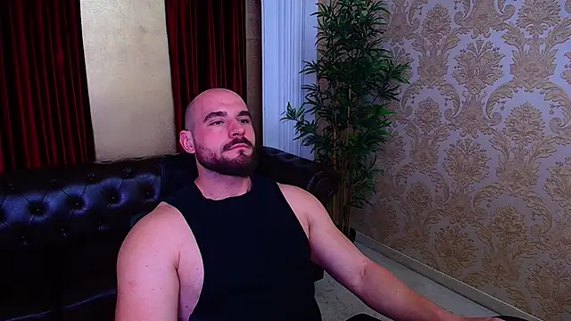 Snapshot of AdamJamesonn chatting on 10-15-25, 04:55 AdamJamesonn online show from 10-15-25, 04:55