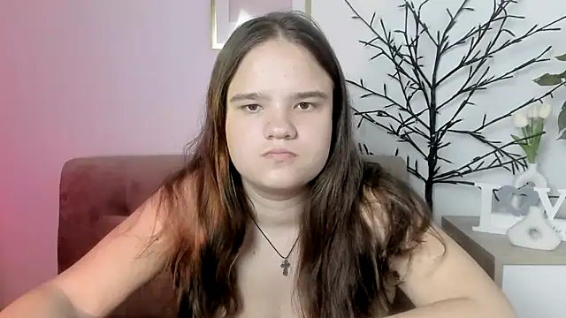 Snapshot of AdeleCruz chatting on 05-23-26, 11:53 AdeleCruz online show from 05-23-26, 11:53