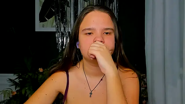 AdeleCruz online show from 03-07-26, 09:59