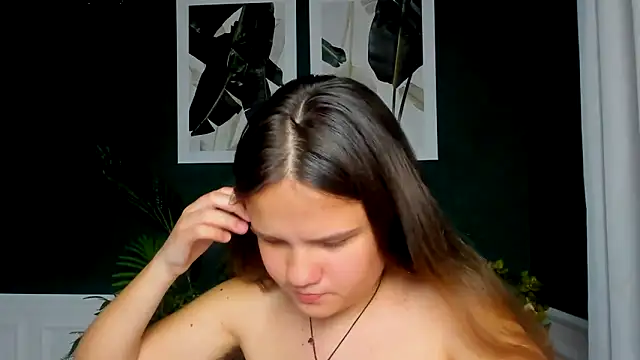 Snapshot of AdeleCruz chatting on 05-08-26, 12:09 AdeleCruz online show from 05-08-26, 12:09