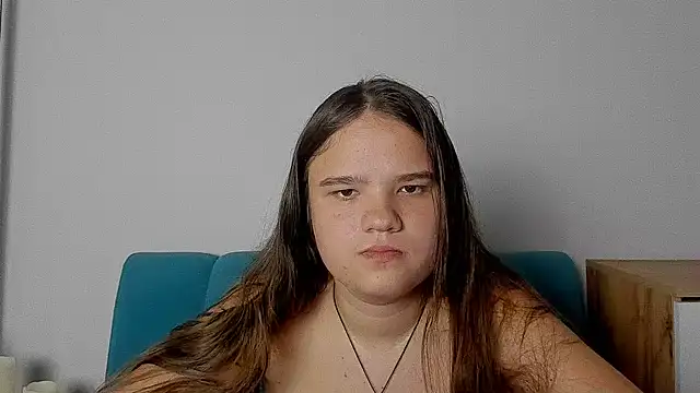 Snapshot of AdeleCruz chatting on 06-10-26, 12:06 AdeleCruz online show from 06-10-26, 12:06