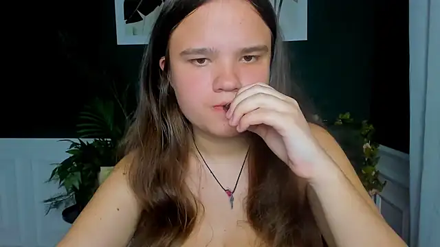 Snapshot of AdeleCruz chatting on 05-09-26, 12:08 AdeleCruz online show from 05-09-26, 12:08