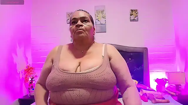 VickyBoobss online show from 07-06-26, 07:38