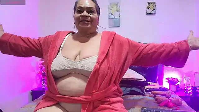 VickyBoobss online show from 07-18-26, 01:47